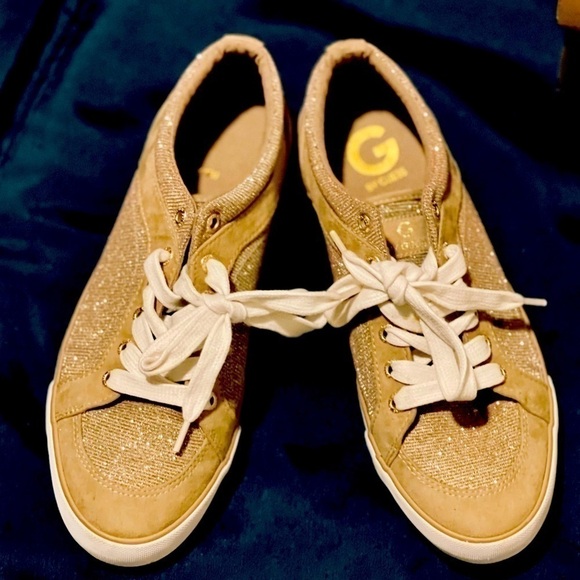 GUESS Shoes size 9 gold n sparkly Oulala flats - Picture 1 of 13